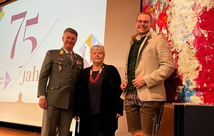 Mitglieder der Salzburg-Delegation (v. l.): Peter Schinnerl (KA Militärdiözese), Elisabeth Mayer (KA-Präsidentin) und Simon Ebner (KA-Generalsekretär).