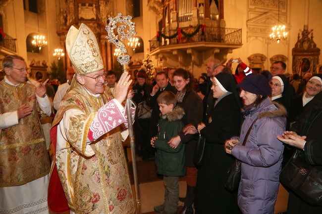 Dankgottesdienst für den zurückgetretenen Erzbischof Alois Kothgasser Im Jahr 2013.