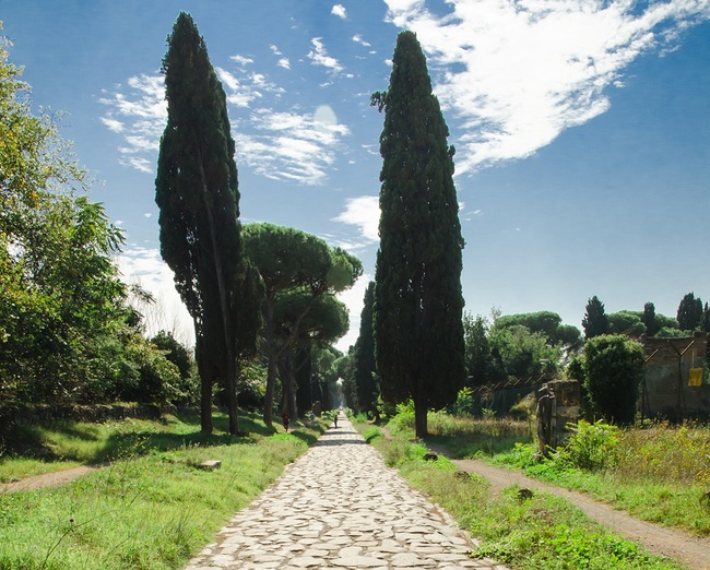 Die Via Appia Antica vor den Toren Roms.