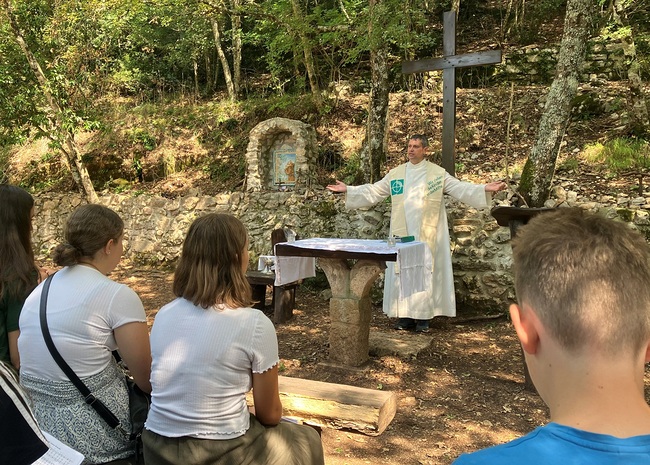 Eucharistiefeier mit Generalvikar Harald Mattel.