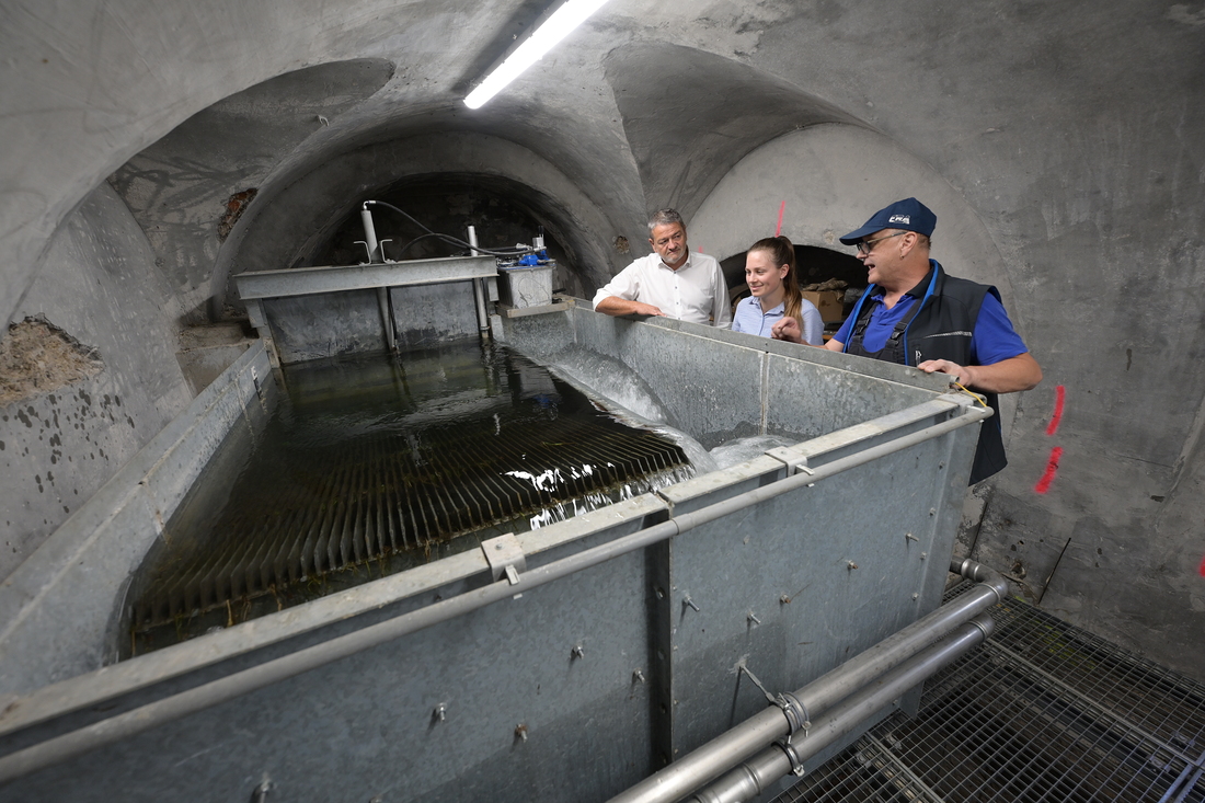 Strom aus dem Almkanal: Die Turbine in der Festungsgasse liefert erneuerbare Energie für die Erzdiözese.