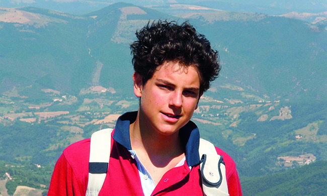Carlo Acutis (1991 – 2006) wird der erste Heilige aus der Generation der um die Jahrtausendwende Geborenen.