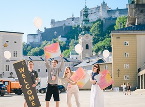 Willkommensgruß im Herzen der Salzburger Altstadt.