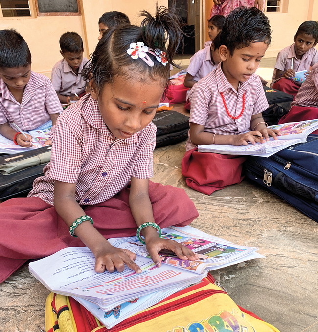 Bildung ist Zukunft. Den Sprung aus der Armut in den südindischen Dörfern schafft nur, wer lesen, schreiben und rechnen kann. 