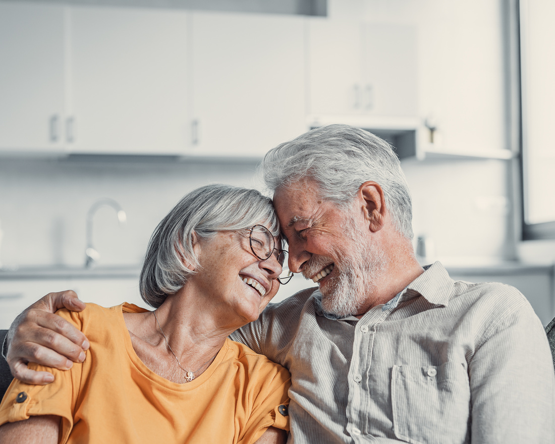 „Die Berührung ist die Keimzelle der Friedfertigkeit“. Zarte Berührungen finden auch im Alltag Platz.