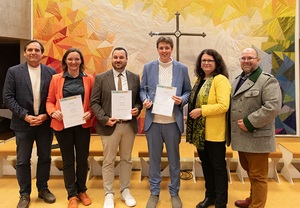 Die Delegation des St. Margarethener  MultiAugustinums bei der Preisverleihung mit  Fachinspektor Markus Hammer (im Bild links).