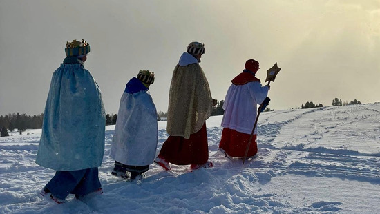 Die königlichen Hoheiten sind auf dem Fanningberg unterwegs - gilt es doch, die frohe Botschaft auch auf den Bergen zu überbringen.