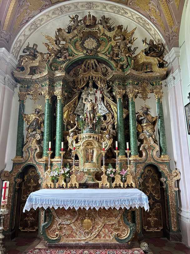 Altar Maria Rast