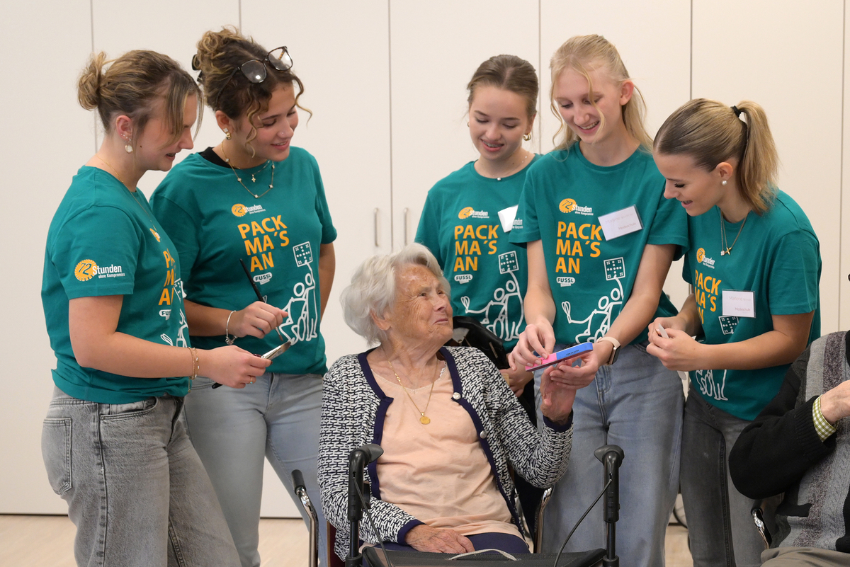 72 Stunden ohne Kompromiss@HivaNaghshi, Hiva Naghshi