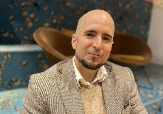 Maximilian Kurz-Thurn-Goldenstein  ist Psychotherapeut in Ausbildung unter Supervision in Salzburg-Nonntal. Mehr unter: praxisgoldenstein.at