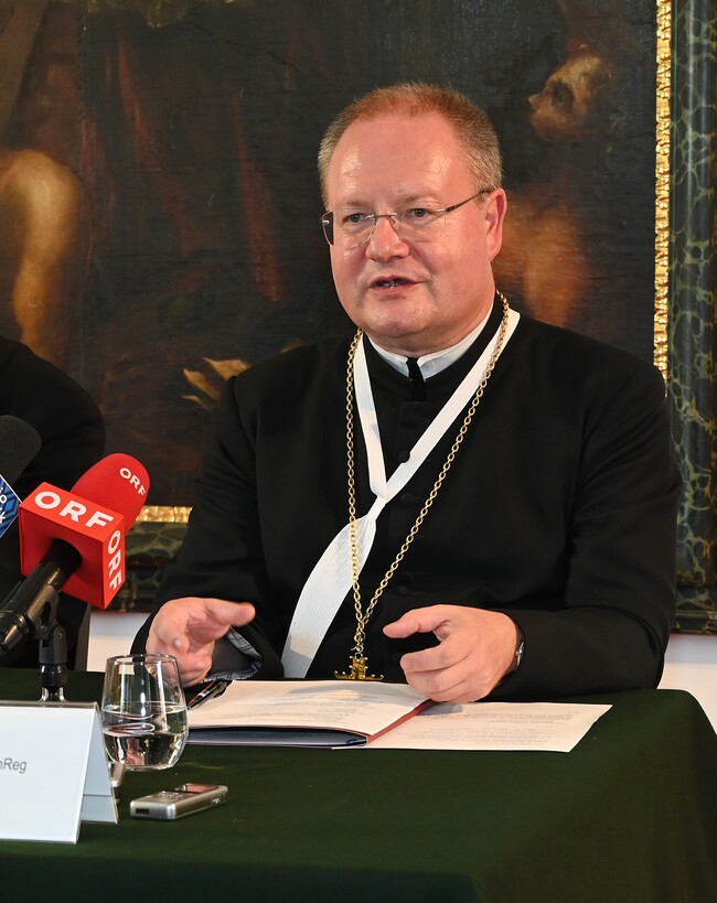 Propst Anton Höslinger will die Gemeinschaft der Chorherren von Stift Klosterneuburg stärken.