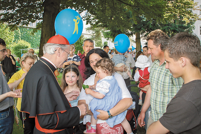 Fixpunkt im Jahr: Gottesdienst für das Leben und Kindersegnung im Bischofsgarten.