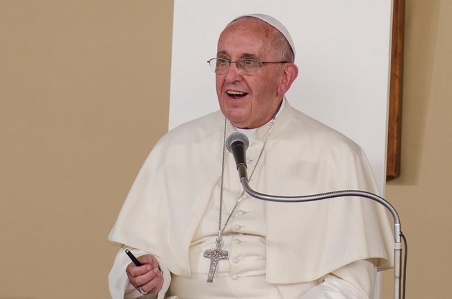 Papst Franziskus auf dem Weg der Besserung.