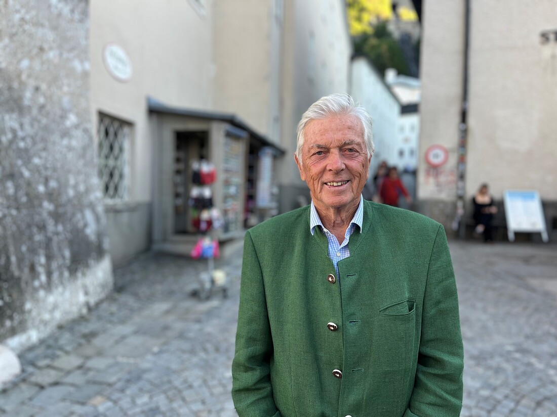 Seidl war neun Jahre lang Vorsitzender des Katholischen Bildungswerks Salzburg. Zudem engagierte er sich viele Jahre als KBW-Leiter in Golling und im Pfarrgemeinderat.