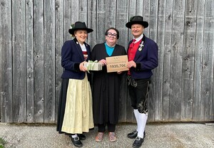 V. l.: Maria Scharnagl-Prosch (Obfrau Stadtmusikkapelle Wörgl), Andrea Klapper (Leitung Caritas-Zentrum Wörgl) und Johannes Puchleitner (Leitung Stadtmusikkapelle Wörgl)