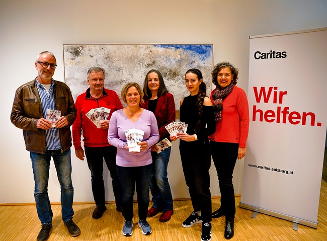 Die „mitgehn“-Freiwilligen mit Projektkoordinatorin Herta Liko-Kirchmayr (r.).