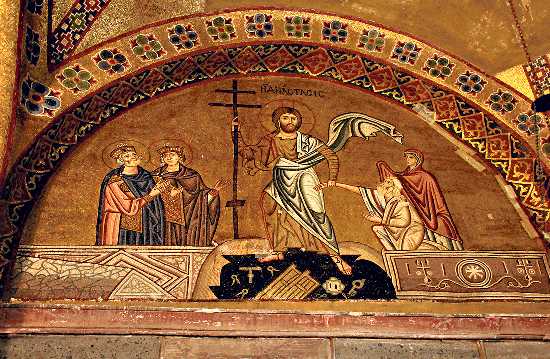 Der auferstandene Christus zieht auf diesem Mosaik im Kloster Hosios Lukas in Mittelgriechenland Adam („Mensch“) und Eva („Leben“) mit sich aus dem Grab.