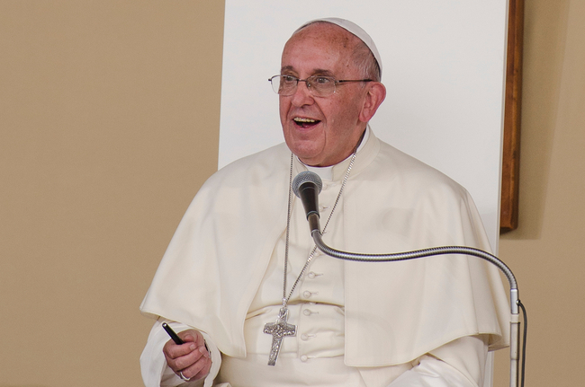 Gast  im Fernsehstudio: Papst Franziskus war geladen, um in einer italienischen Sendung vor Publikum zu sprechen. 