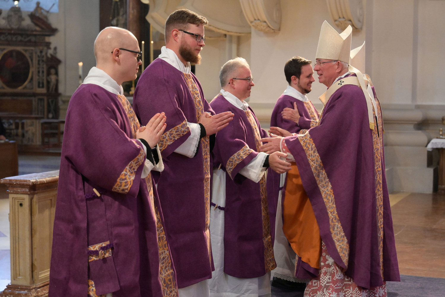 Diakonenweihe im Salzburger Dom